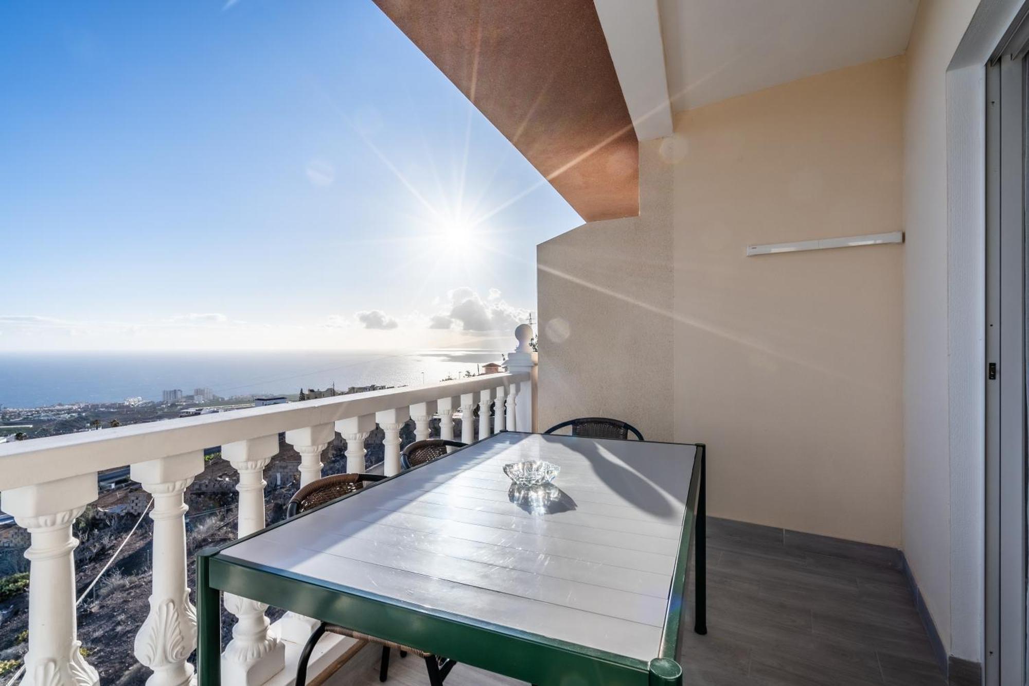 Los Menores Sea View Адехе Экстерьер фото